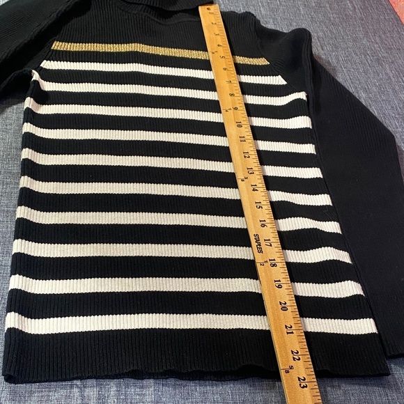 Lauren Ralph Lauren Striped Ribbed Turtleneck Sweater Black White Gold Size M - Picture 7 of 7